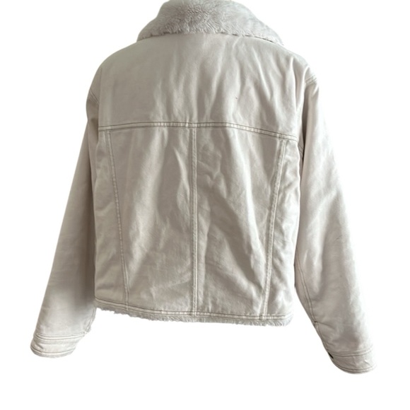 Universal Thread,Fur-Lined Trucker Jacket - Picture 10 of 10